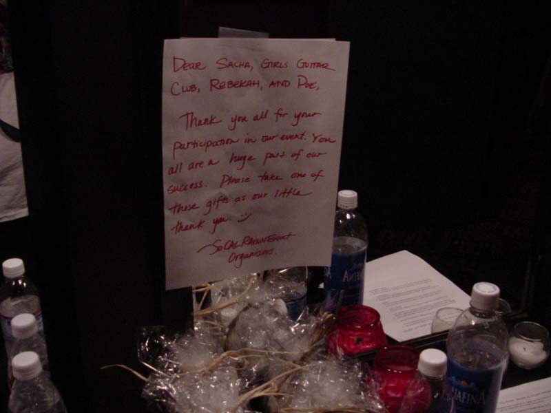 Backstage thank you note to the performers and untaken presents